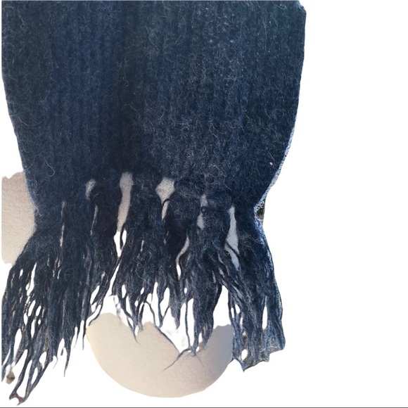 Beautiful White & Greyish Blue 100% Pure Virgin Wool Heavy Unisex Scarf 55”x7” - Picture 3 of 5